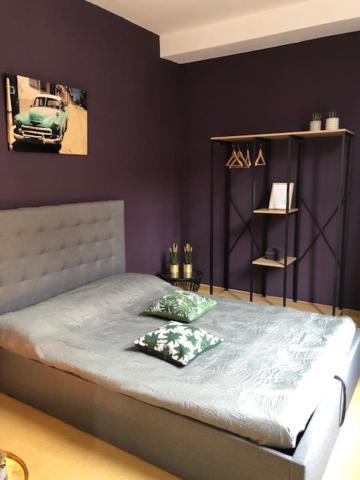 Brugges By Lot 4 * Brujas